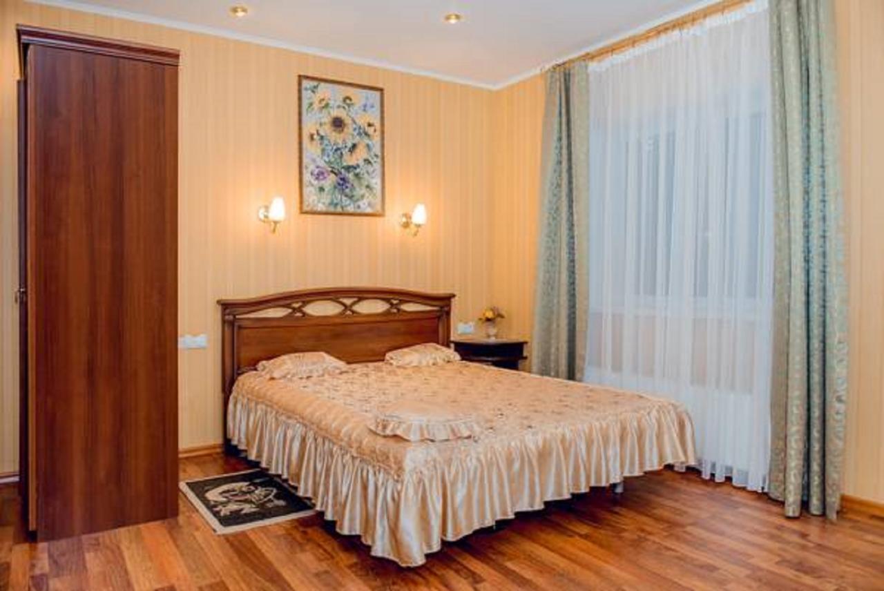 Hotel Vivat Provincia Takhtaulove Quarto foto