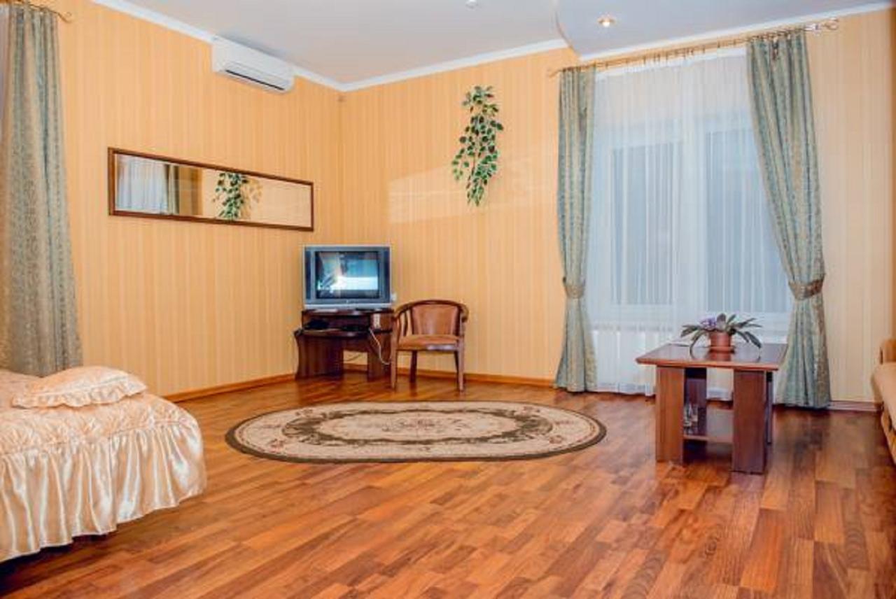 Hotel Vivat Provincia Takhtaulove Quarto foto